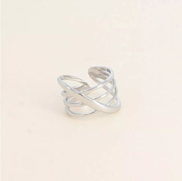 Bague anneaux entrelacés
