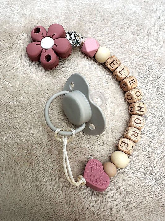 Attache tétine personnalisé en bois🤍