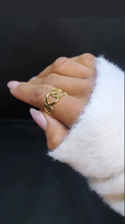 Les bijoux en acier inoxydables, la solution pour enfin se faire plaisir avec des accessoires de qualité, même quand on a des allergies !