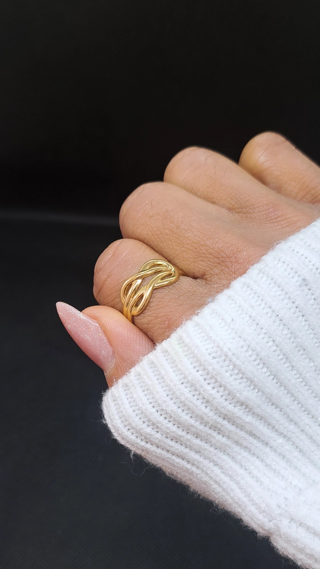 Verstellbarer „Infinity“-Ring aus goldenem Edelstahl